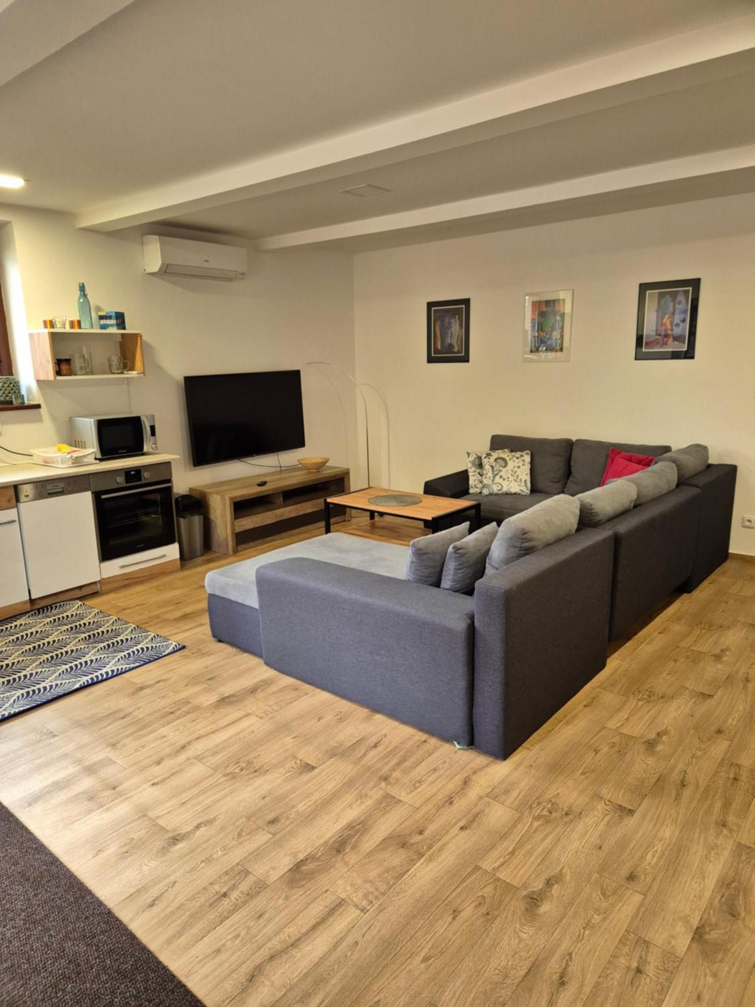 Apartment Apartmans Les